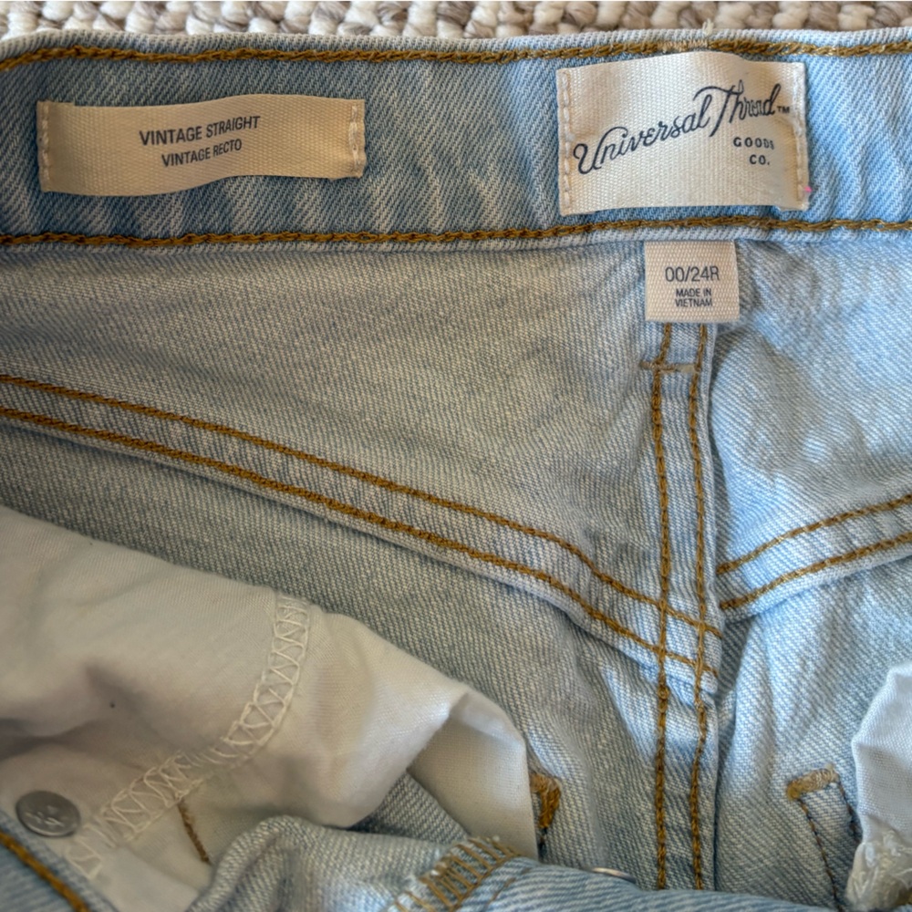 Universal Thread High Rise Light Blue Jeans - Picture 2 of 3